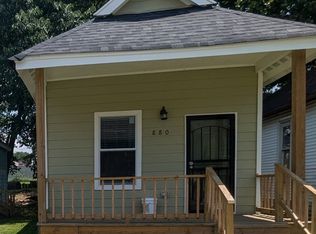880 Barton St, Memphis, TN 38106