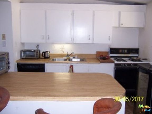 5th image of 30386 San Joaquin Dr