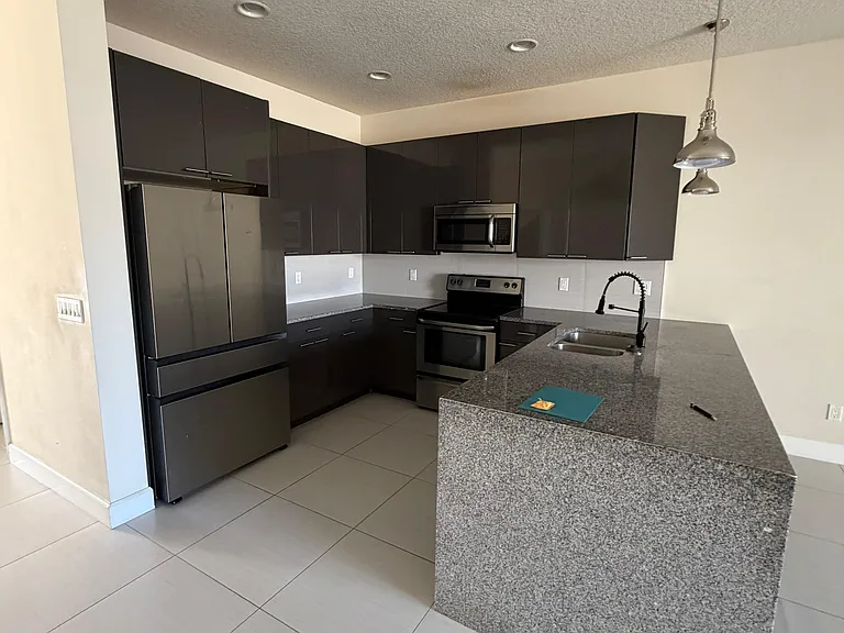 17505 Placidity Ave — Photo 2