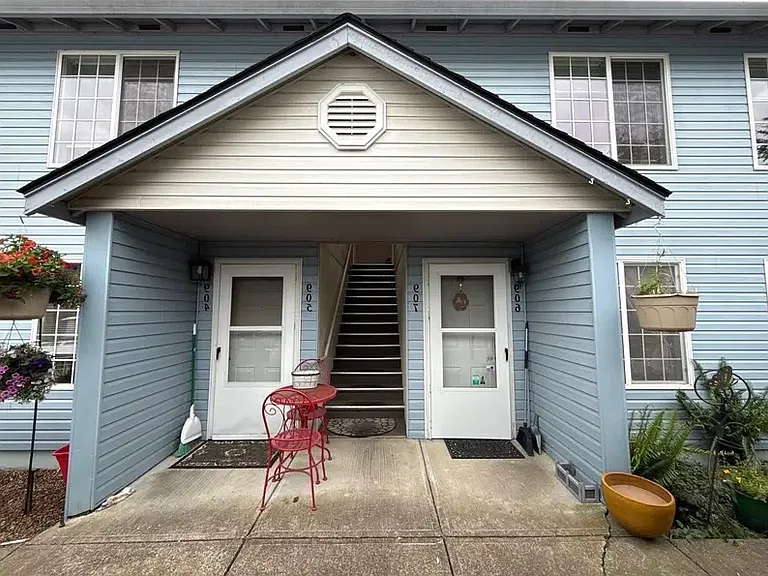 907 Bryan Ct #4 — Photo 11