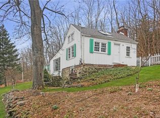 24 Mekeel St, Katonah, NY 10536