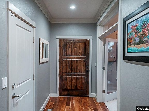 5th image of 139 Radiance Ave SE