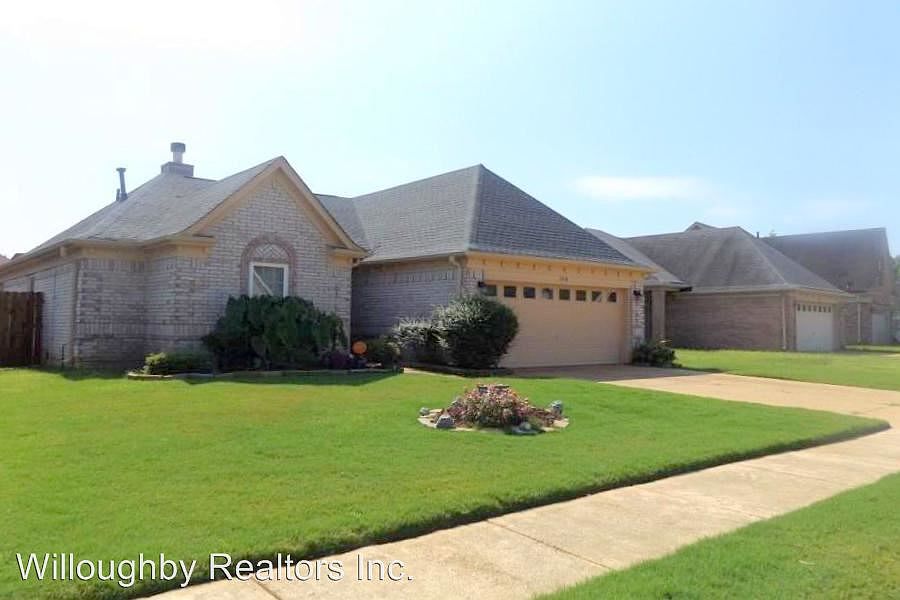 1st image of 4458 Lunsford Dr