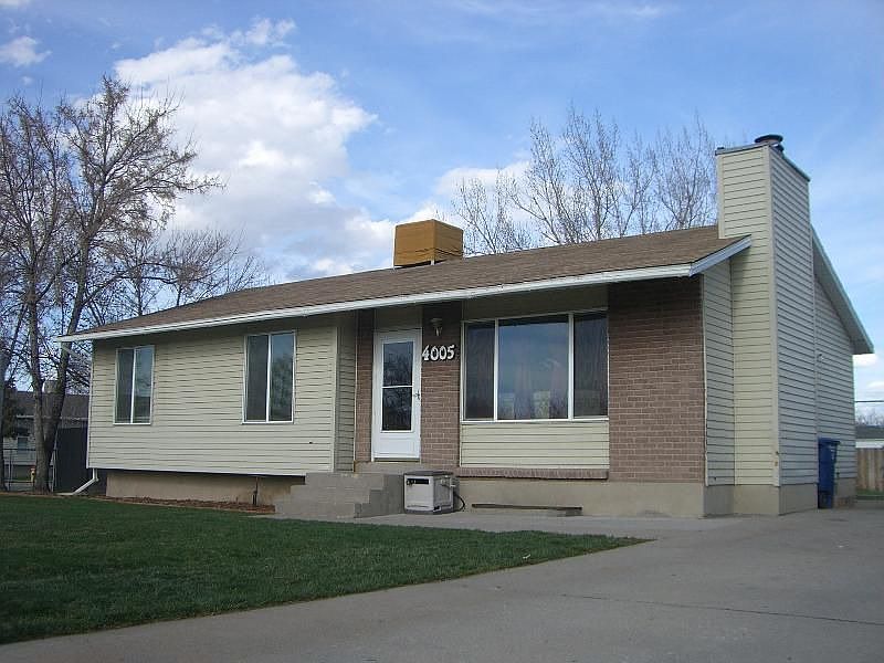 1st image of 4005 Kings Estate Cir