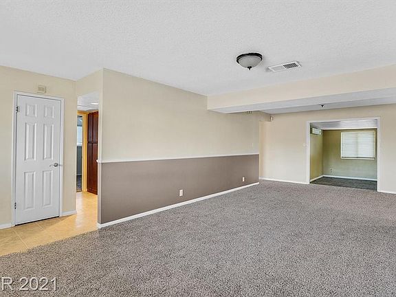 4th image of 5396 Aston Ave