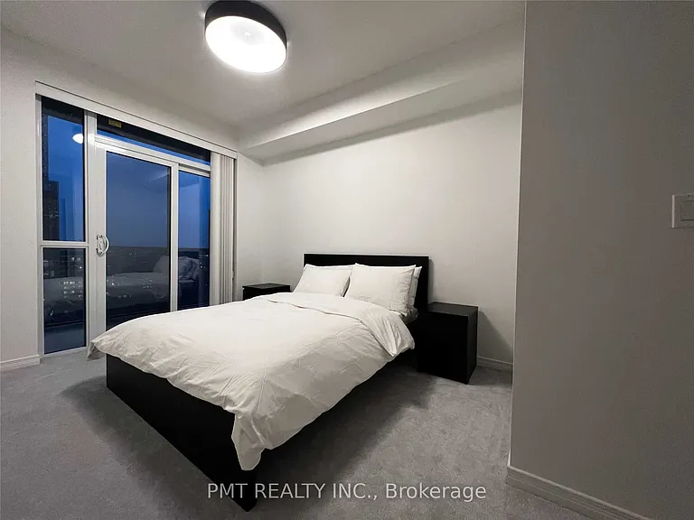 352 Front St W #2014 — Photo 11