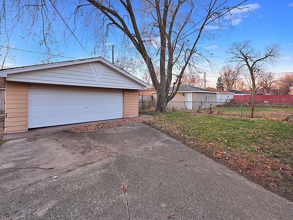 5th image of 14234 Ingleside Ave