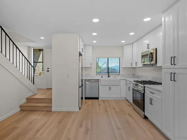 10814 Riderwood Ter Unit D, Santee, CA 92071