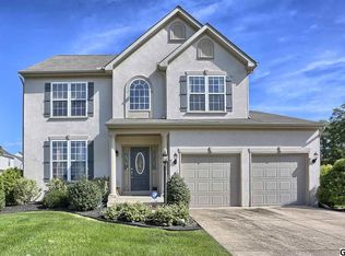 16 Turmeric Dr, Mechanicsburg, PA