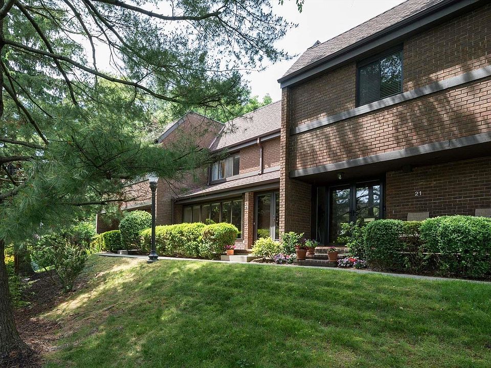 1st image of 23 Acorn Ponds Drive #23