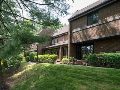 23 Acorn Ponds Drive #23, Roslyn, NY, 11576