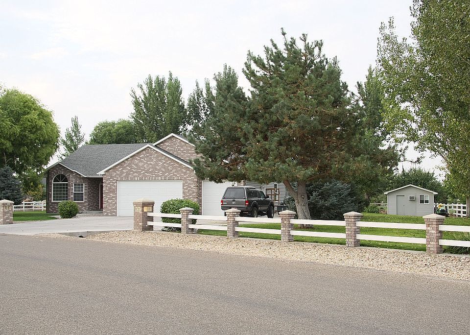 727 Sherry Rd, Nampa