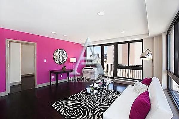 Rented by Peter Ashe | media 23