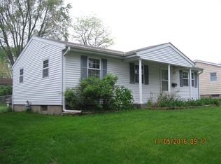 2335 N Hazelwood Ave, Davenport, IA 52804