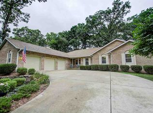 714 Woodlawn Dr, Madison, WI 53716