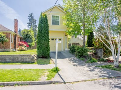 6924 N Swift St, Portland, OR, 97203
