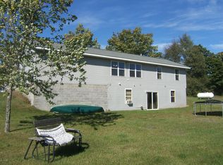 8314 S 44th Ave, Montague, MI 49437