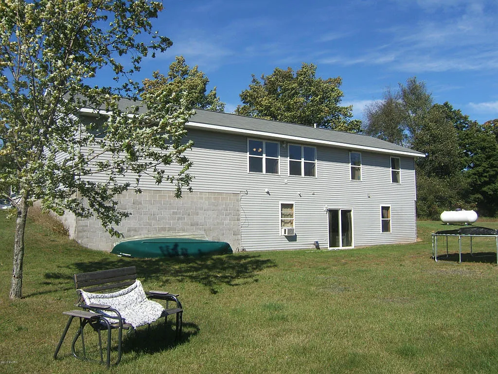 8314 S 44th Ave photo 1