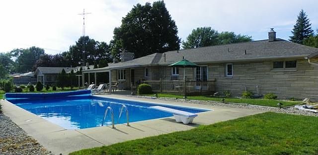 1st image of 738 Grant Ave