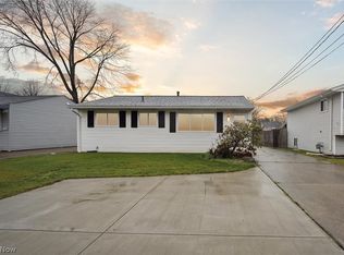 5755 Lear Nagle Rd, North Ridgeville, OH 44039