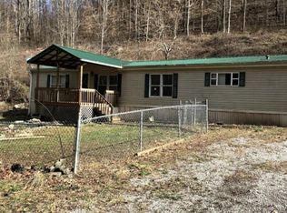 2362 Mudlick Rd, Hardy, KY 41531