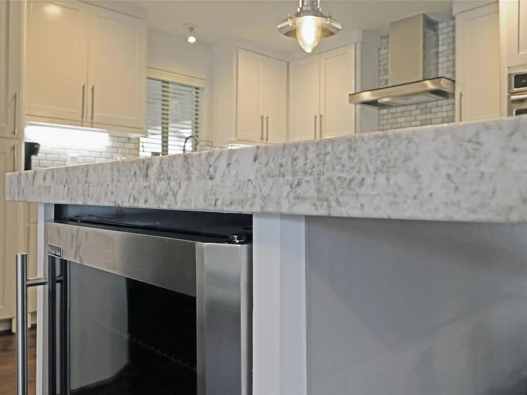 5527 Valkeith Dr — Photo 7