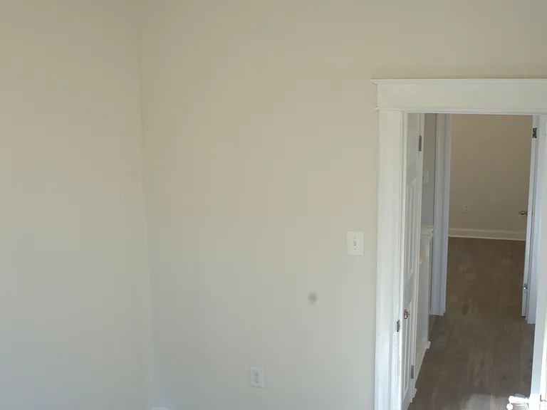 117 S Wickham Rd — Photo 70