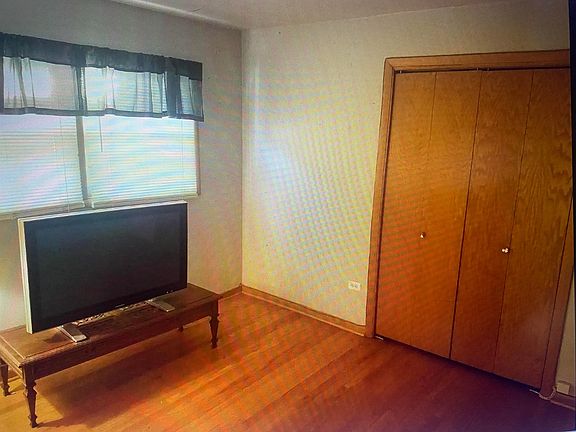 5th image of 6042 S Kolmar Ave #1