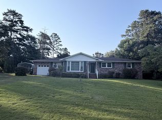176 Highland Dr, Greenwood, SC 29649