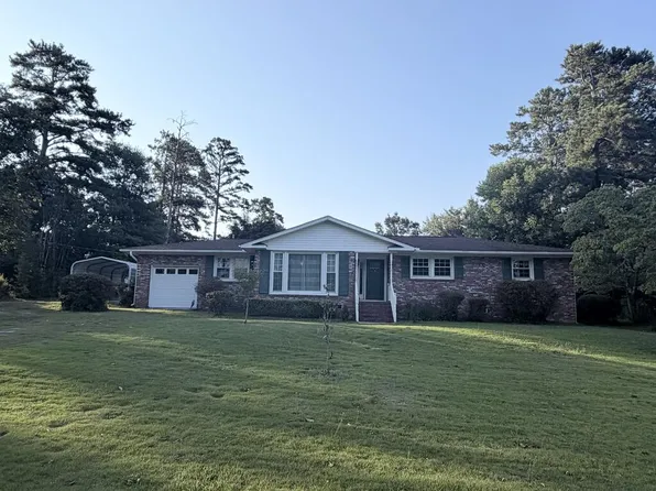 176 Highland Dr, Greenwood, SC 29649