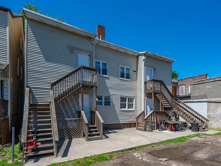 162 E Main St #1 — Photo 20