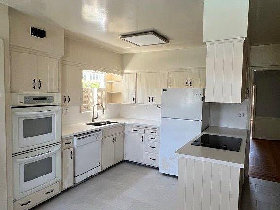 5th image of 1335 Torrance St