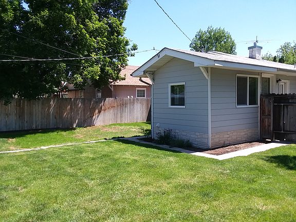 4th image of 523 17th Ave S