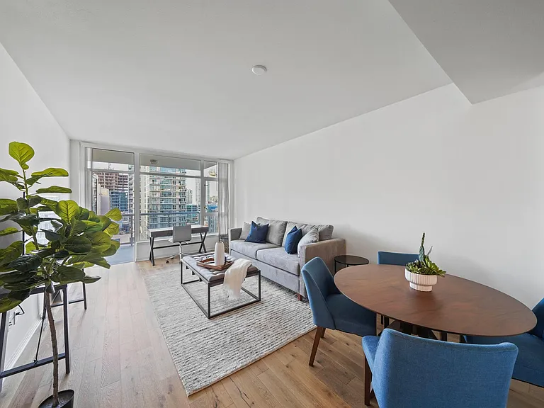 427 9th Ave #1209 — Photo 14