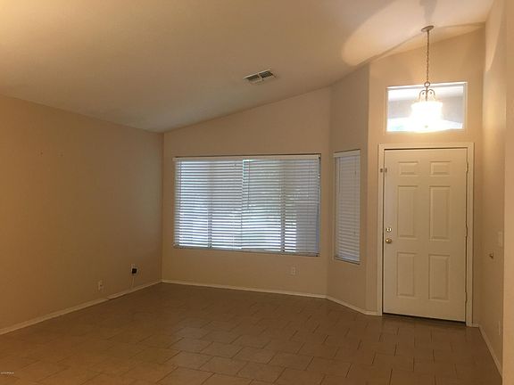 5th image of 20923 N 85th Ln