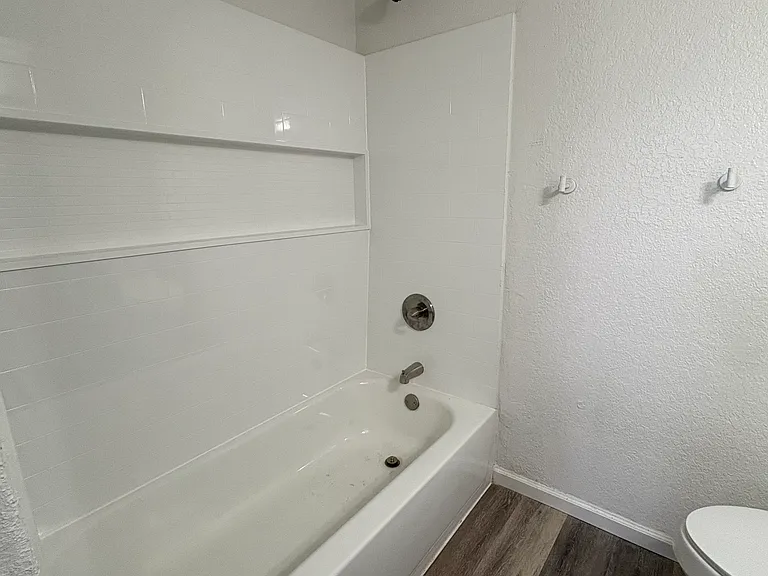 2720 SW 74th St #14 — Photo 9