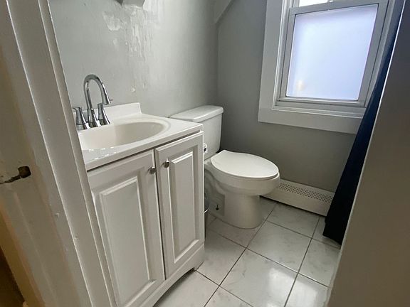 2nd image of 278 Davenport Ave