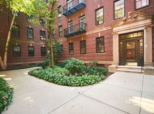 42 Linnaean St APT 6, Cambridge, MA 02138