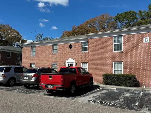 1305 85th Ter N APT B, Saint Petersburg, FL 33702