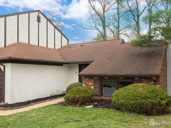 23 Cheltenham Pl, Sayreville, NJ 08872