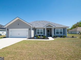 105 Eva Dr, Saint Marys, GA 31558