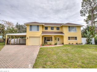 2918 S Randall Cir, Naples, FL 34104