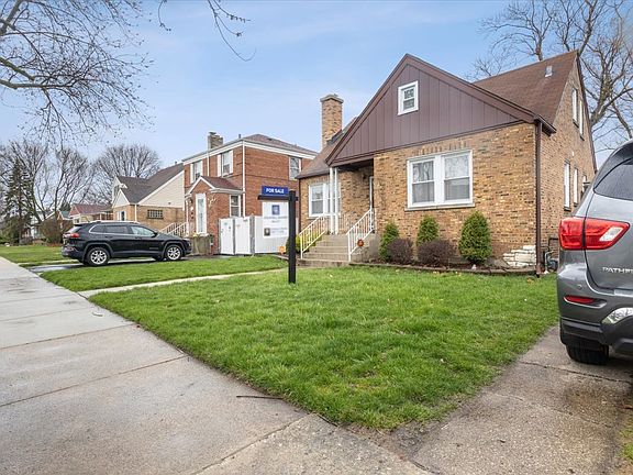 3rd image of 9724 S Maplewood Ave