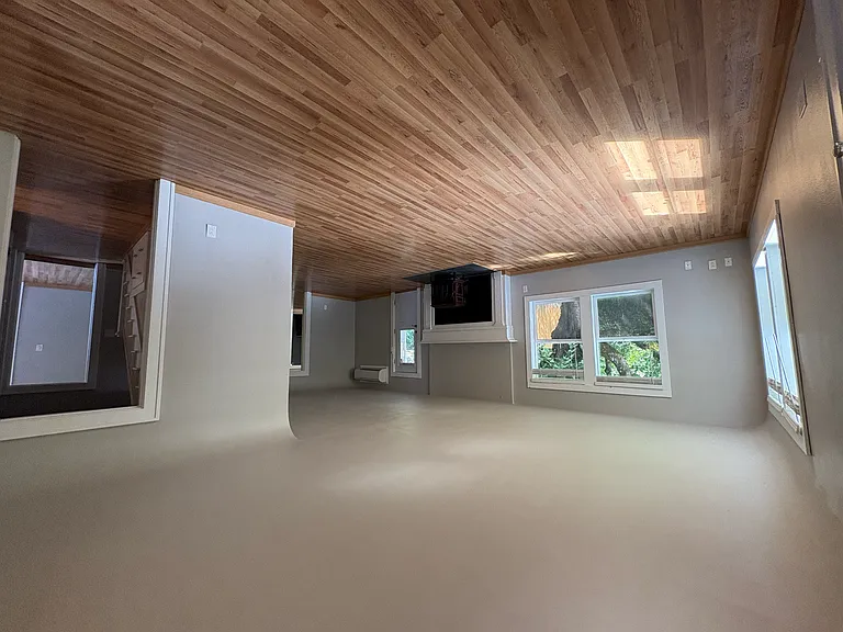 335 N Baker St — Photo 3