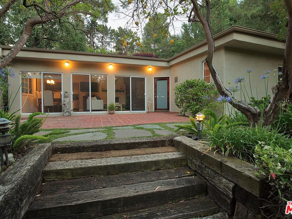 1st image of 7310 Pyramid Dr