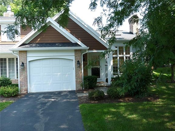 2nd image of 94 Eaglesfield Way