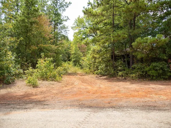 Center Hill Rd, Marshall, TX 75670