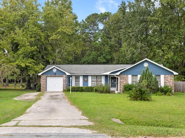 209 N Pandora Dr, Goose Creek, SC 29445