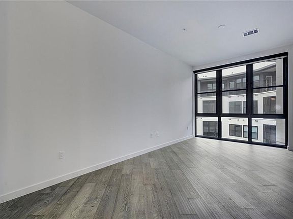 2nd image of 800 Embassy Dr APT 511