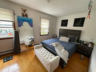 32-75 46th Street